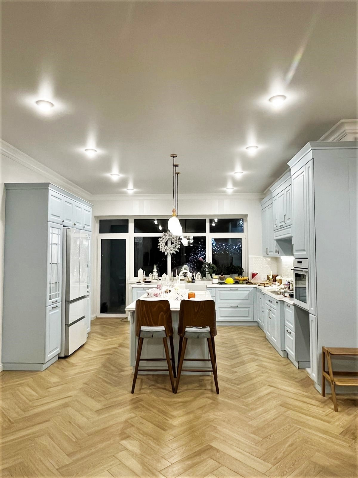 Кухня в загородный дом