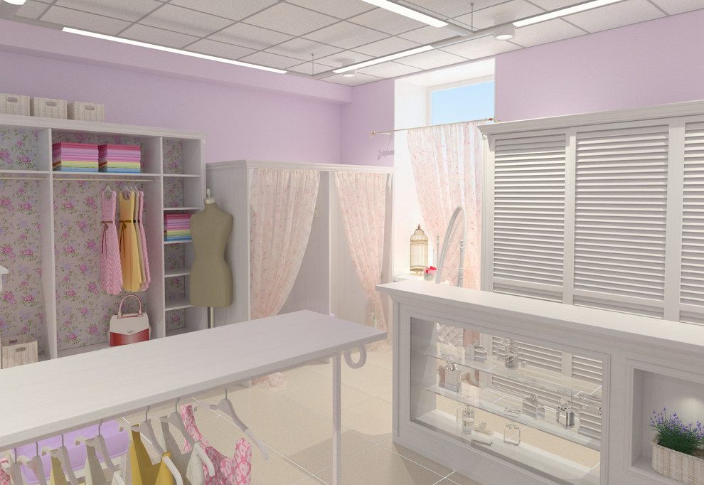 Интерьер шоурума женской одежды Room-Room, в ТЦ CITY HALL