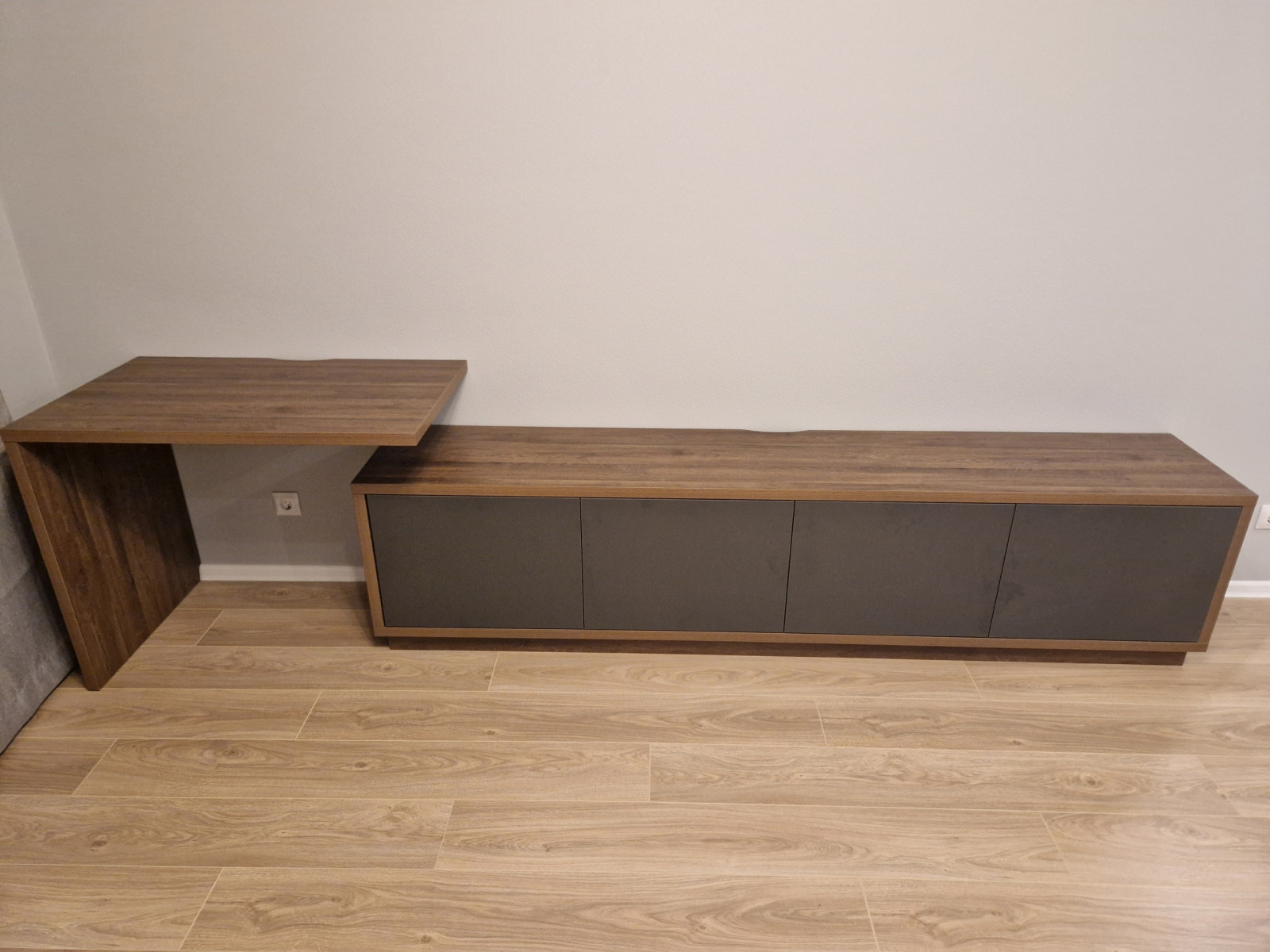 Реализованные проекты "тв стенка"