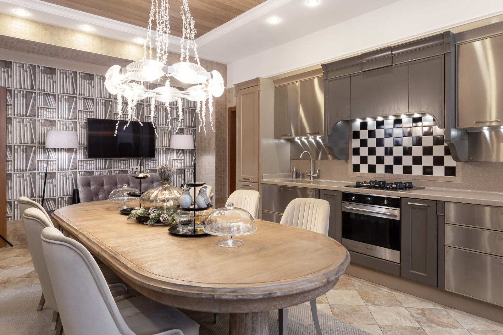 Стильная дизайнерская кухня