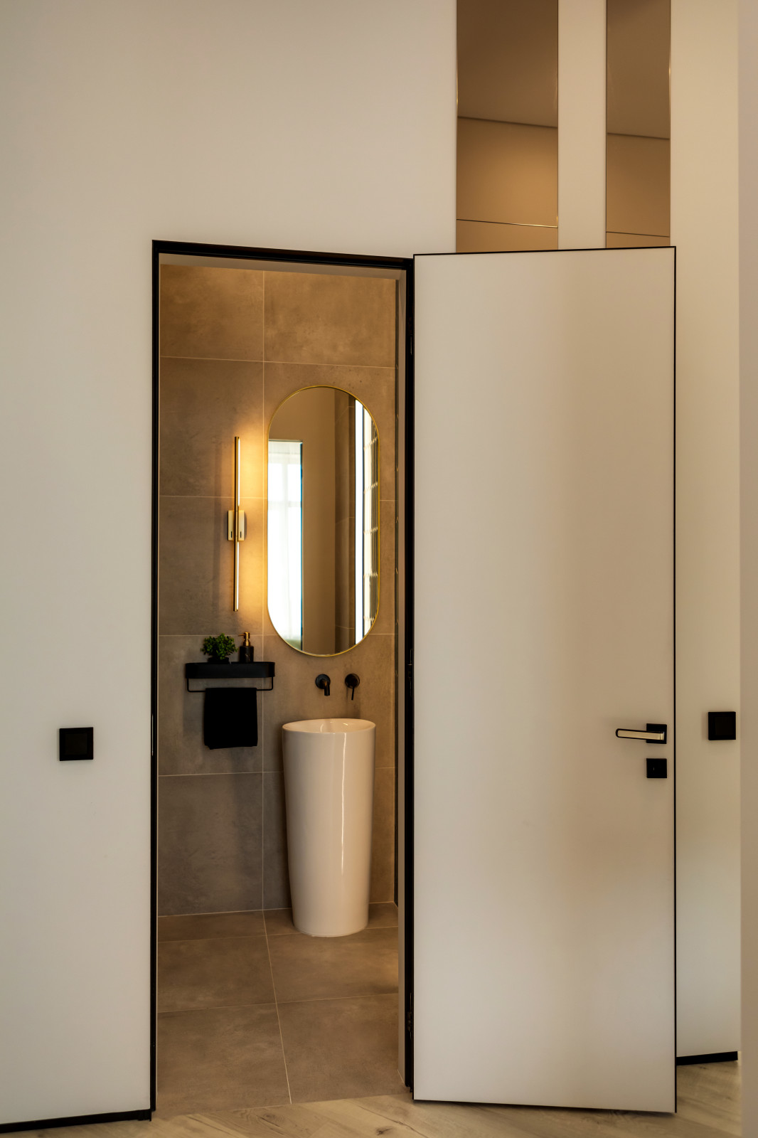 ЖК Париж. "Я есть..."