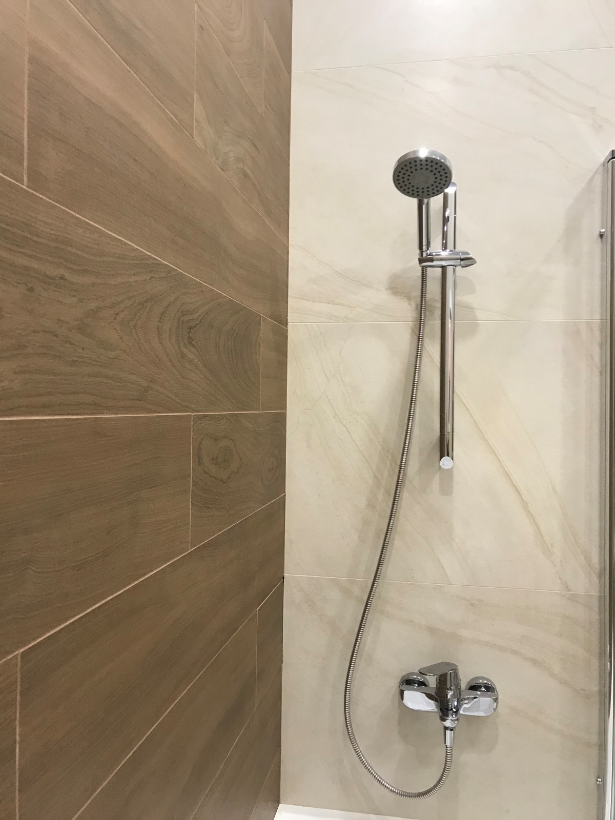 Абсалямова 19, квартира для семейной пары