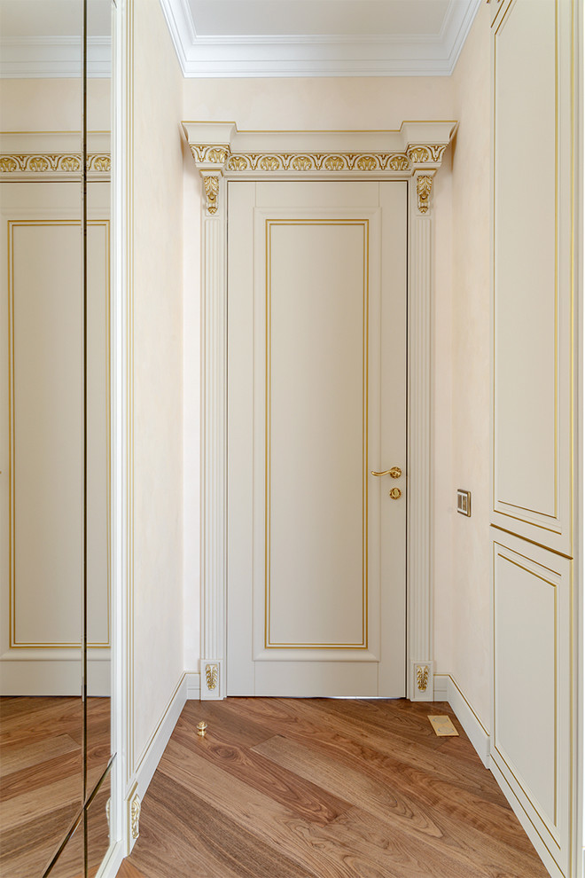 Квартира в классчиеском стиле