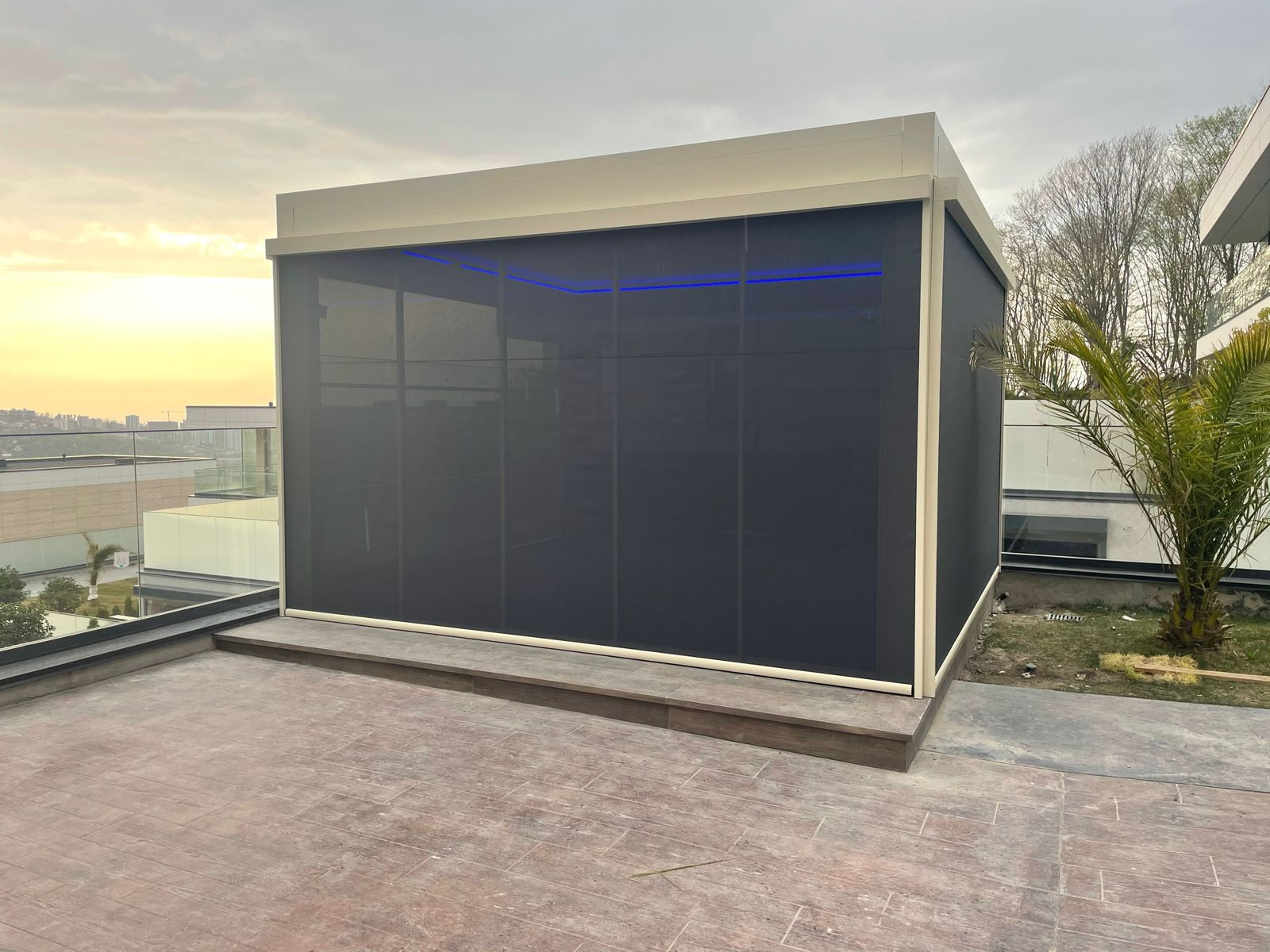 Обложка проекта: биоклиматическая пергола сдвижная