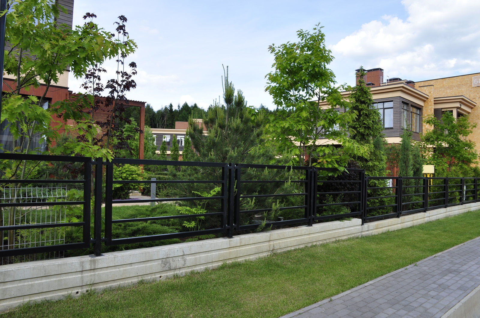 кп "Фортопс" - Профессиональный уход за садом - 100% качество!