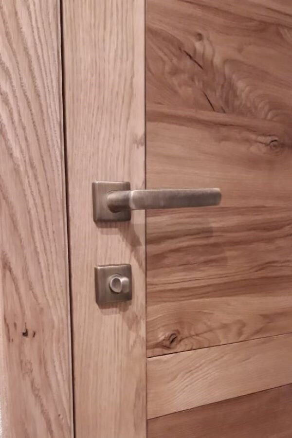 Дубовые двери