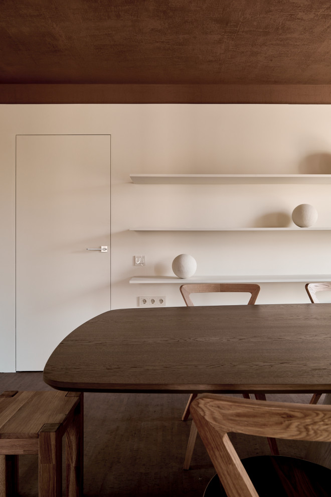 Обнимающая гостиная-столовая