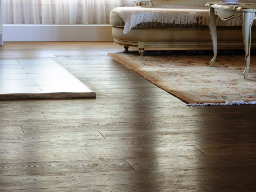 Паркетная доска из массива дуба Tantum Quercus в интерьере (загородный дом)