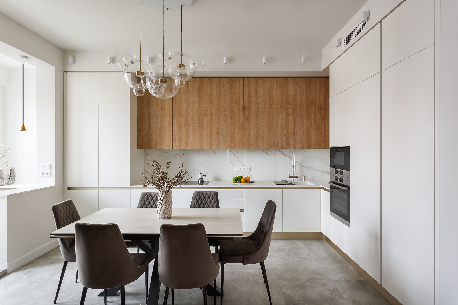 Трехкомнатная на Фестивальной