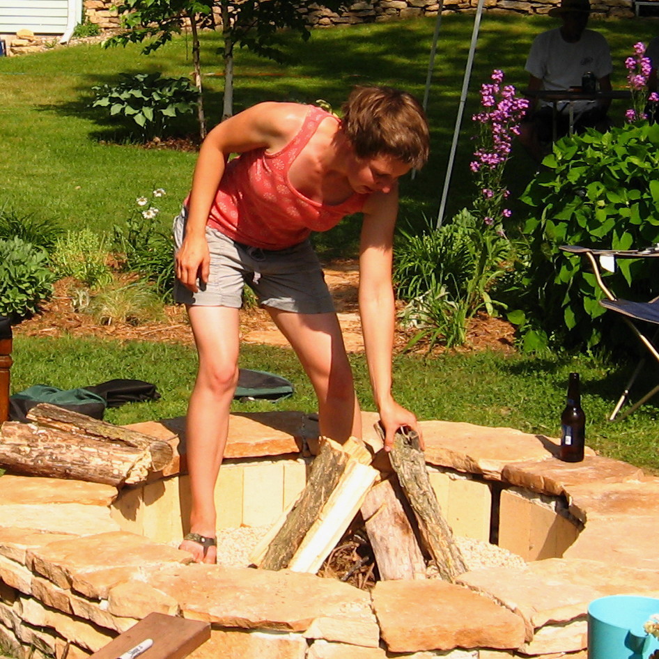 DIY: Как сделать место для костра на даче своими руками