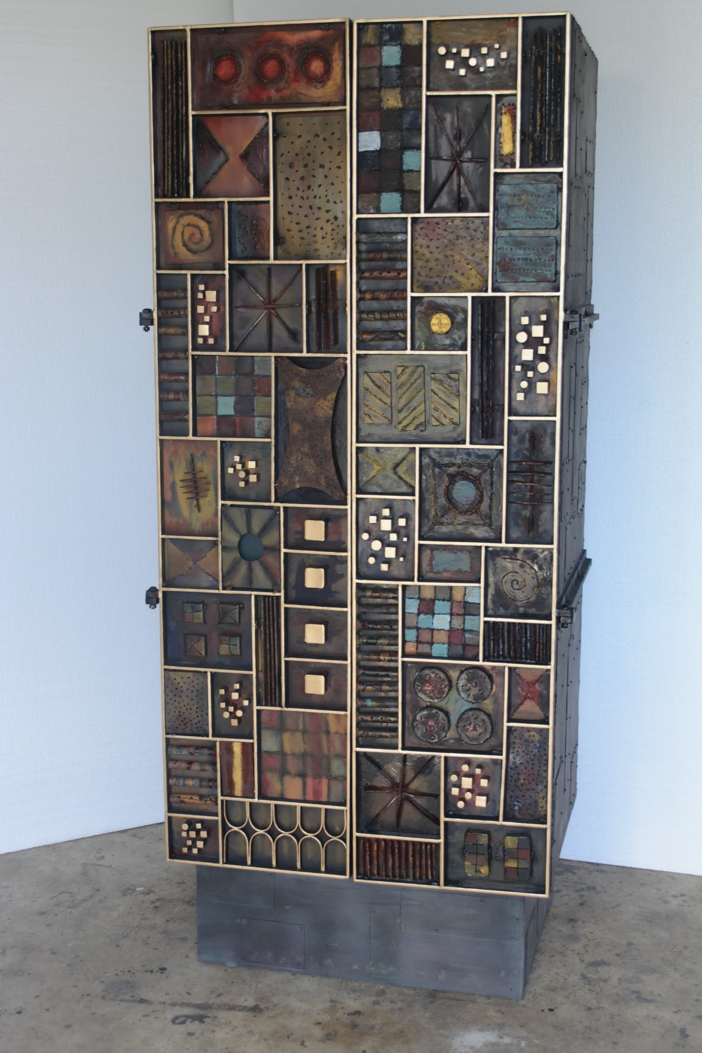 Итак, ваш стиль... брутализм