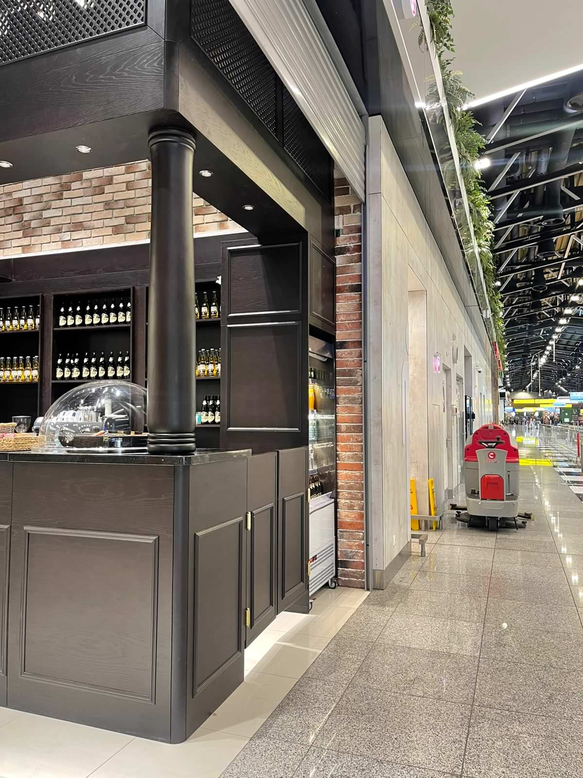 Международный аэропорт «Шереметьево» Терминал С "SPATEN HAUS" площадью 90,0м2