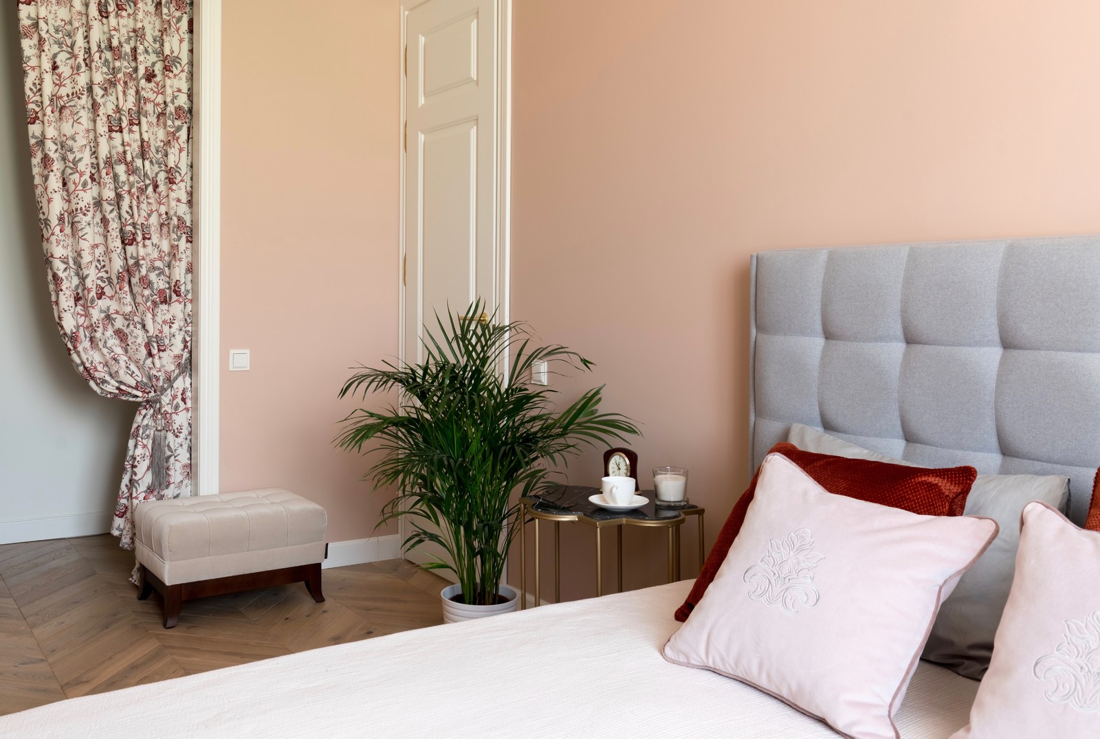 Квартира на Хлебном переулке общая площадь 55 м2