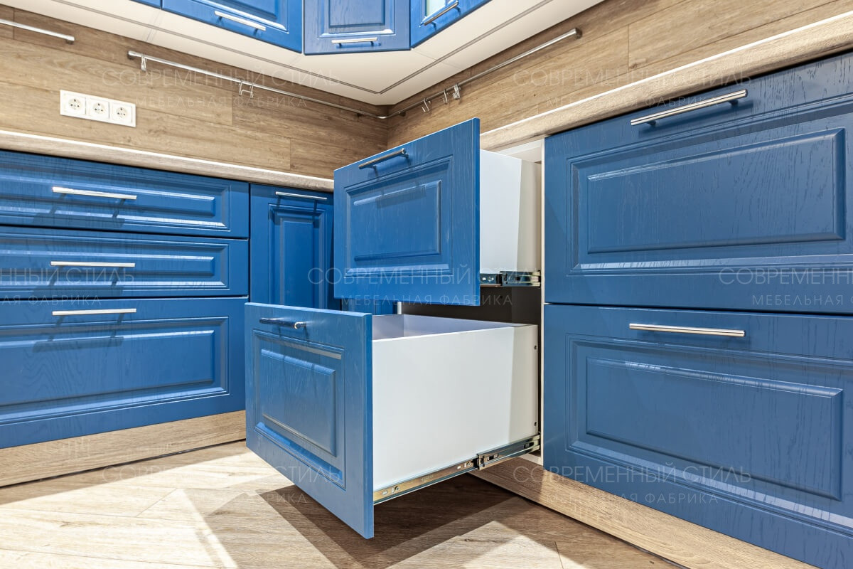 Обложка проекта: Кухня Вилена (кухня в загородный дом)