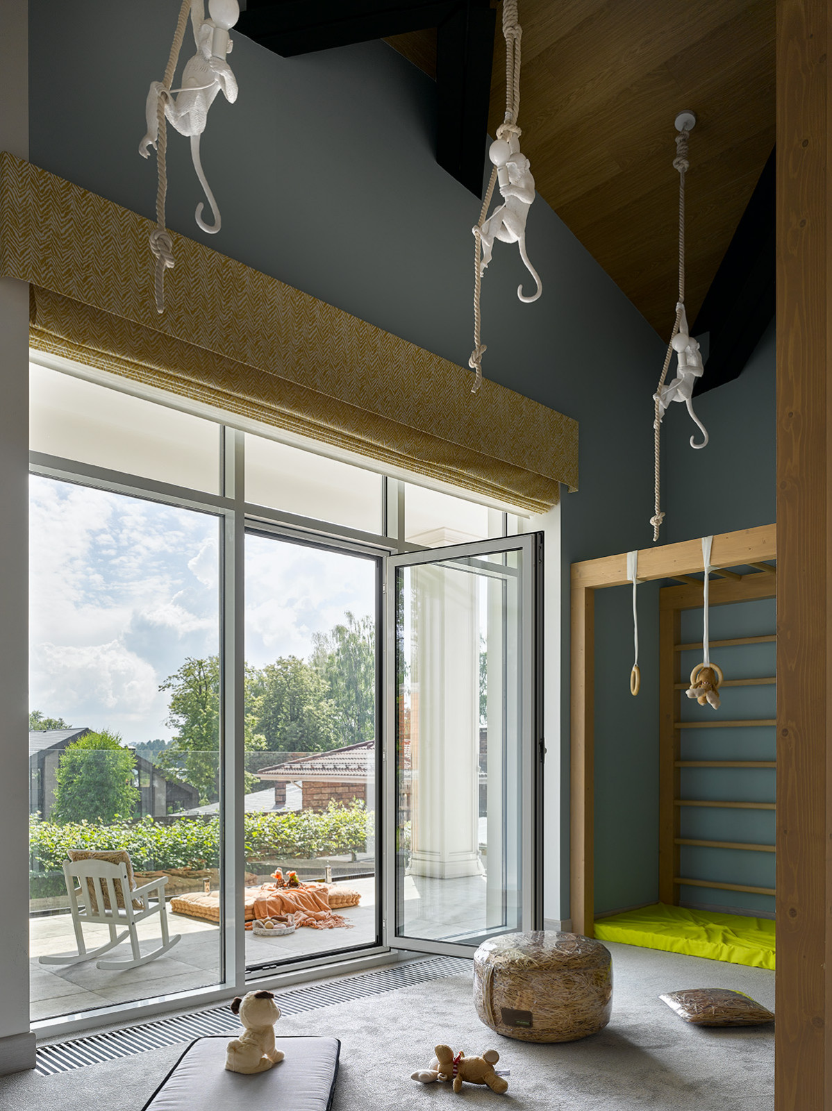 Дом в подмосковье  600 м2