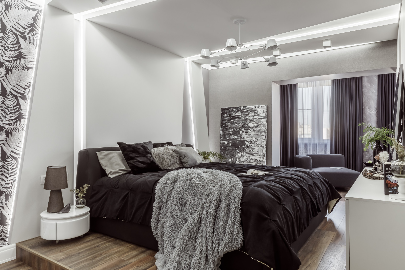 Монохромный интерьер 2-х комнатной квартиры