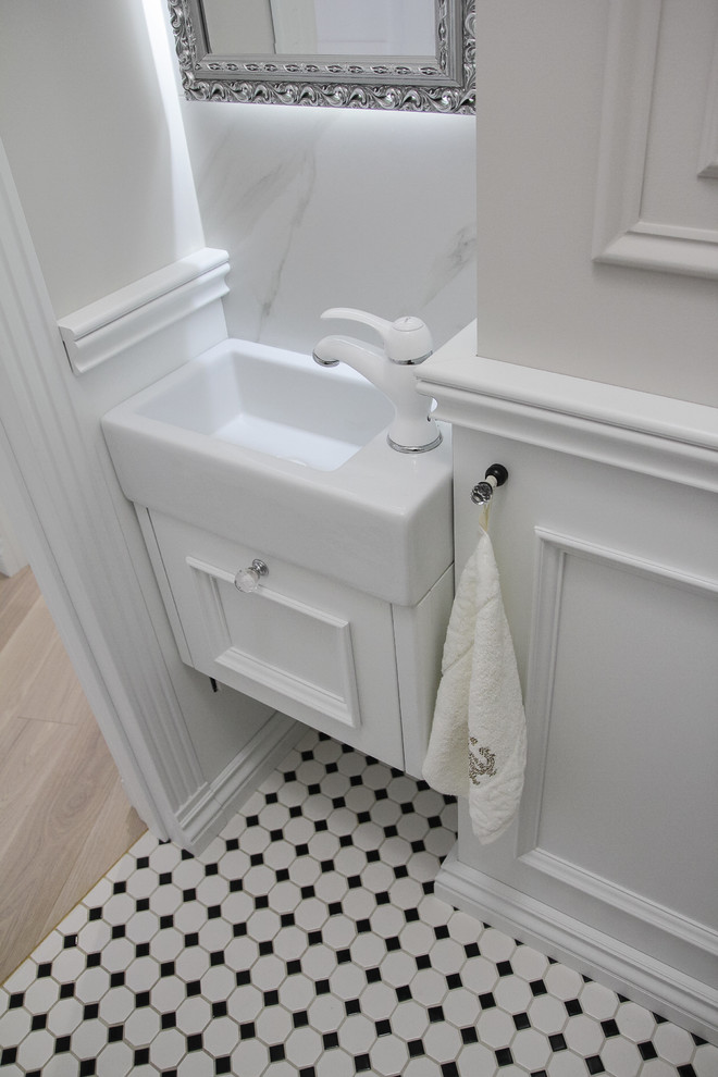 Воздушная классика. Квартира в центре города.