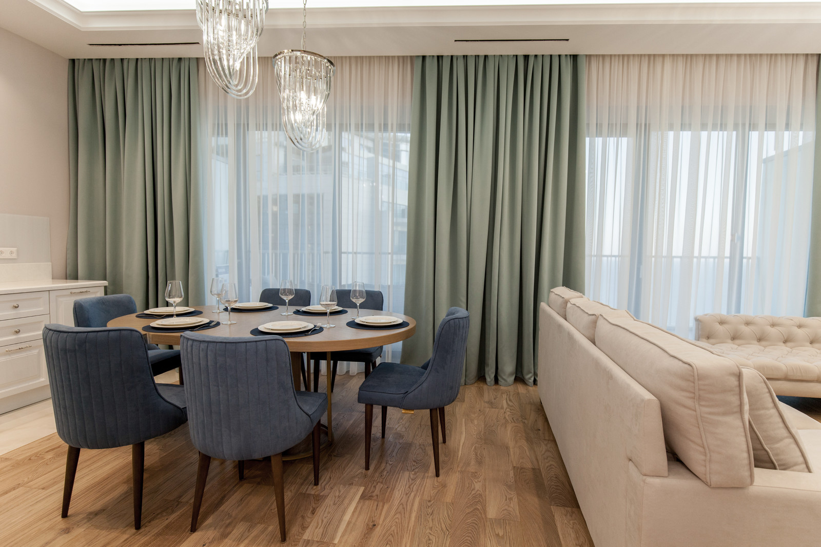 Квартира на берегу моря, ЖК "АКТЁР ГЭЛАКСИ"