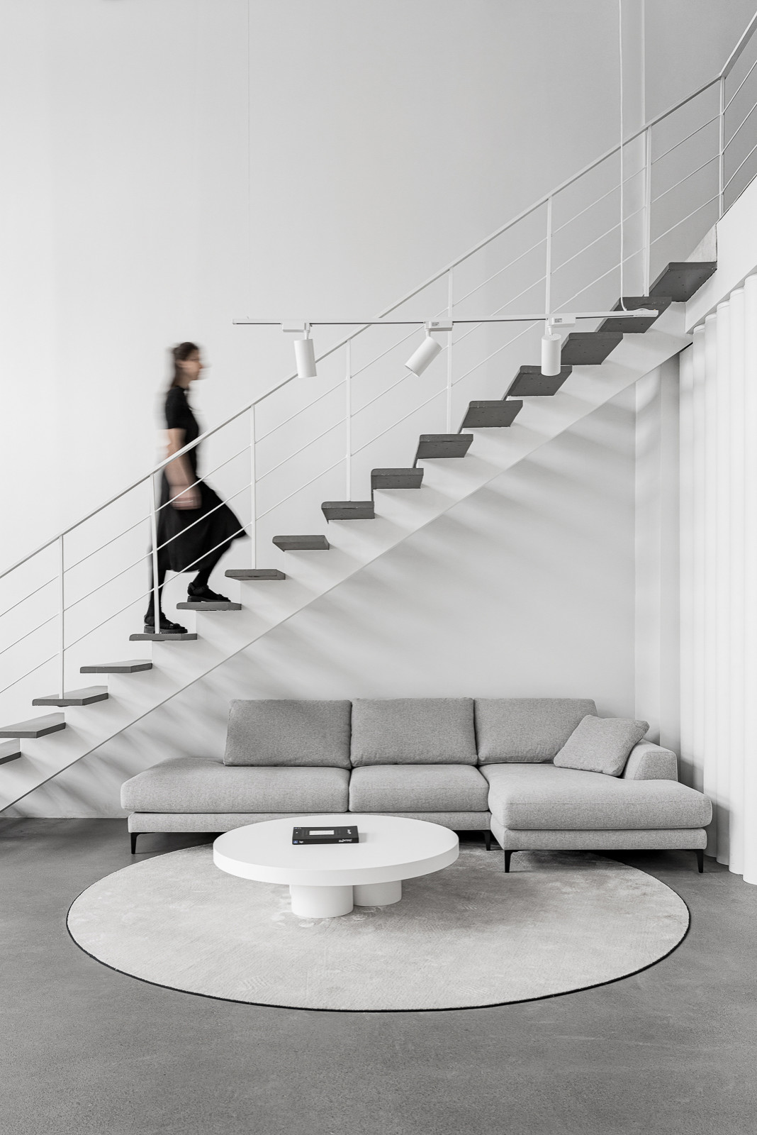 Д-2203  | Шоурум мебели "Mononova" в Москве