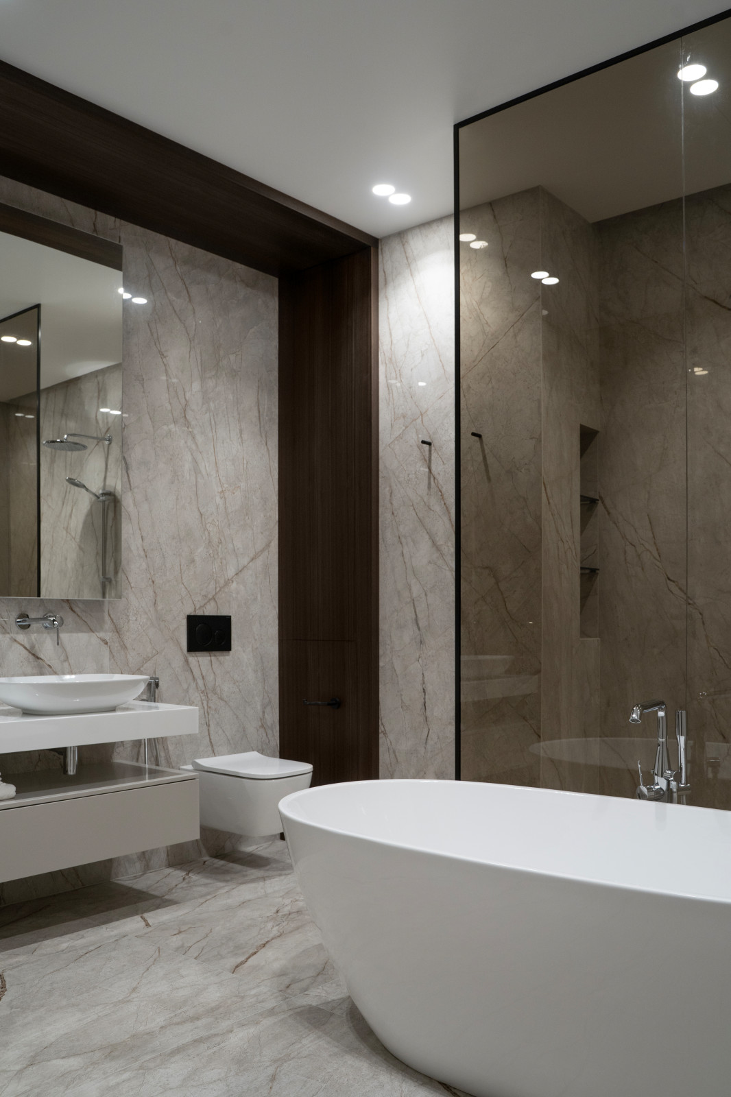 Дом на Мосфильмовской