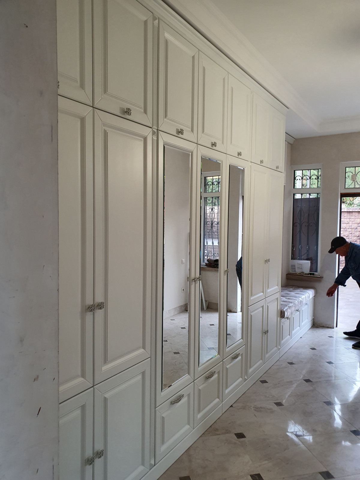 Гардероб для прихожей