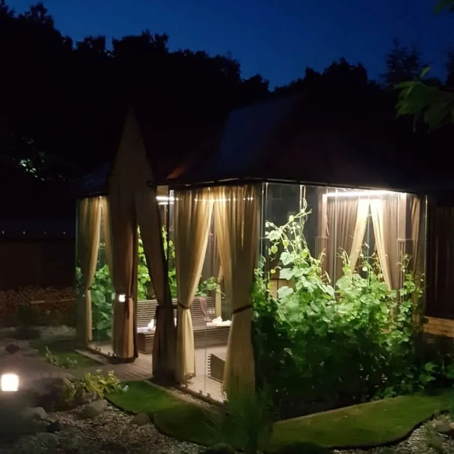 Обложка проекта: Летняя беседка