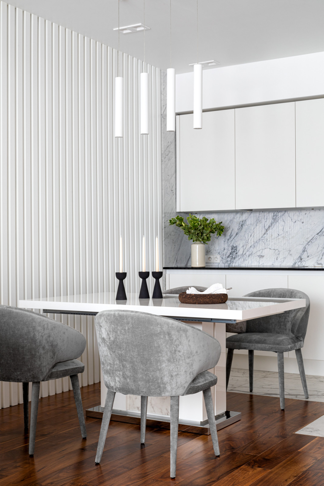 Квартира с панорамным видом на набережную Исети