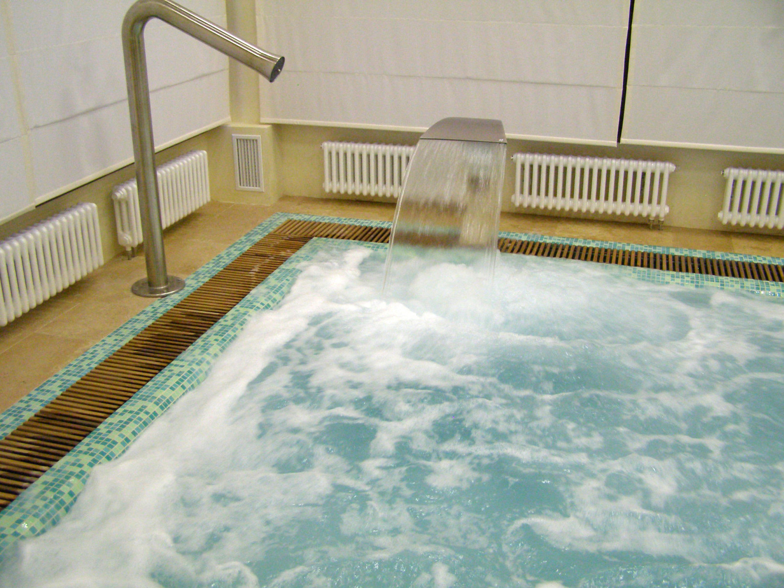 Бассейн в Комарово