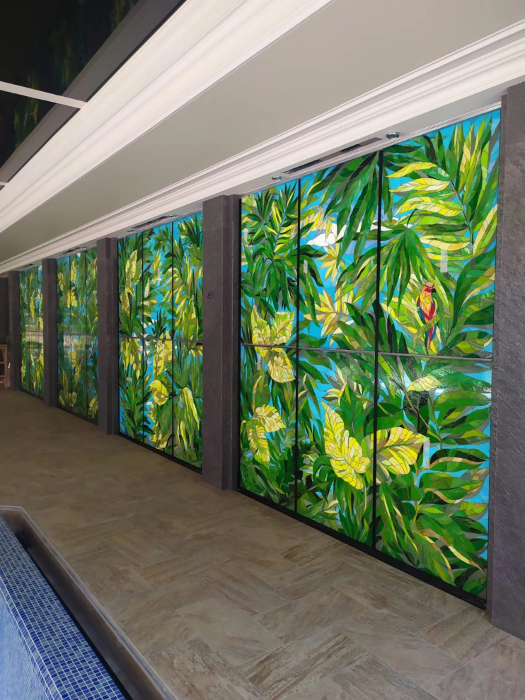 Обложка проекта: Витраж в бассейне частного коттеджа в городе Петропавловск