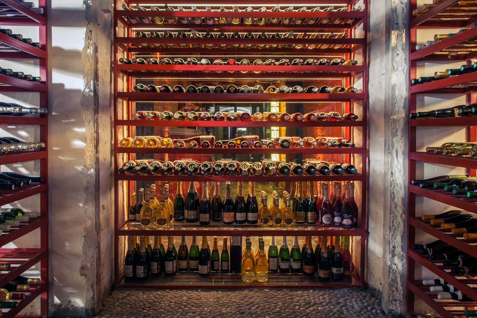 Обложка проекта: Жан Хуан Лу