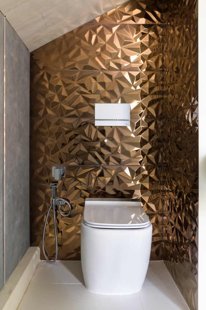 Яркая мансарда в загородном доме