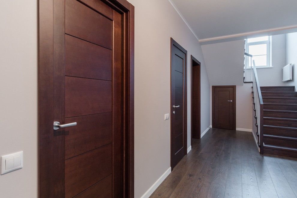 Обложка проекта: Двери Домино из массива ольхи