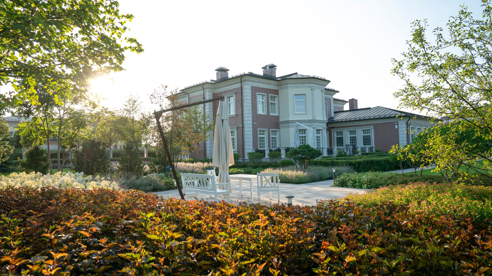 Английская неоклассика в КП Парквилл. 2019 г.