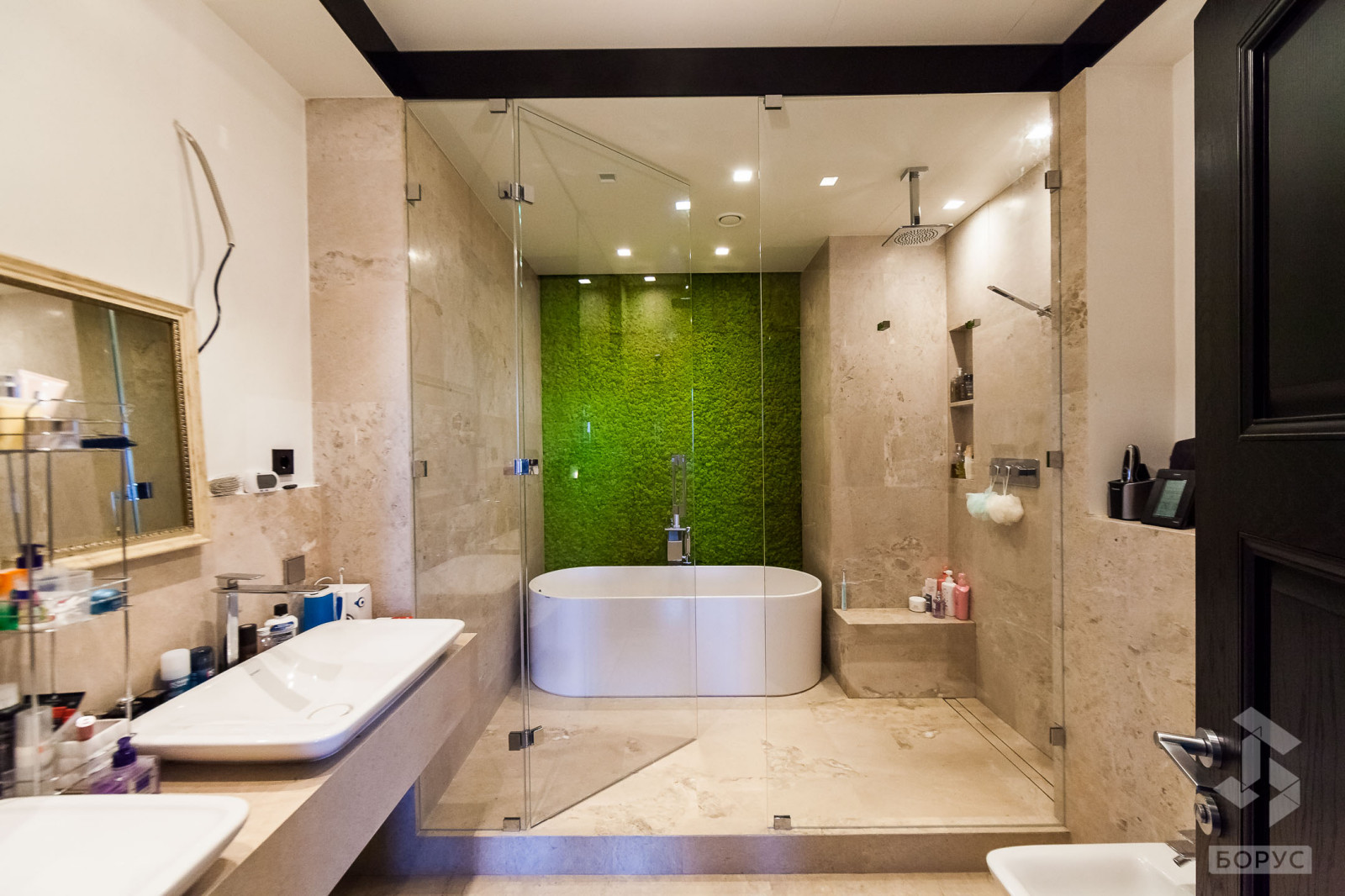 Стеклянная душевая