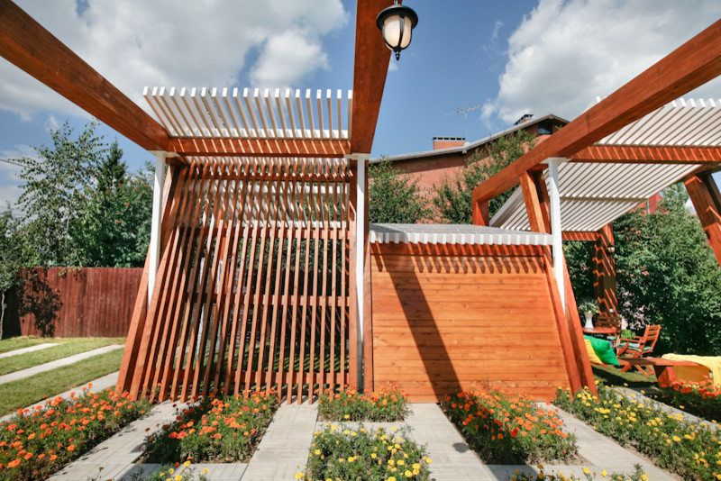 Дачный ответ, НТВ. Обстановка на парковке