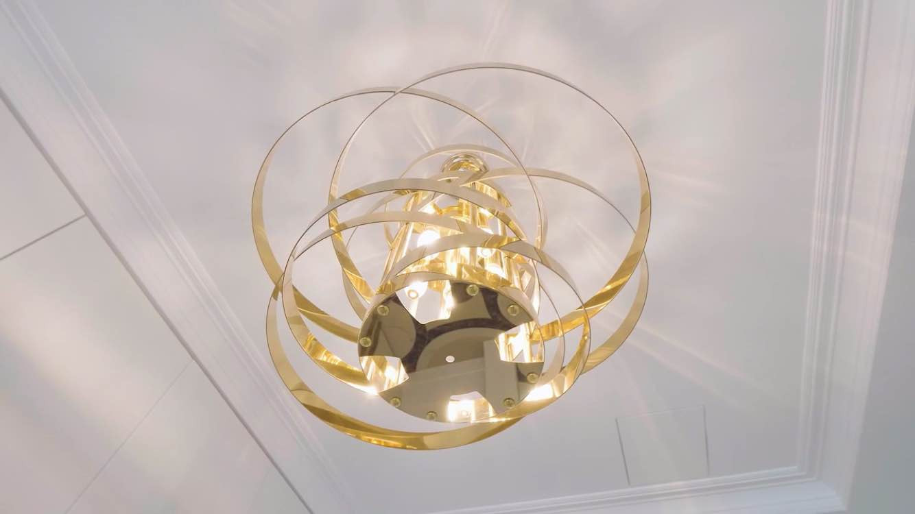 "Вспомним о балах"