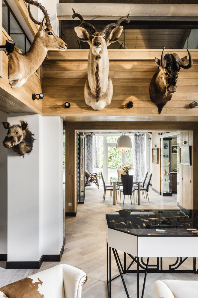 Дом охотника в современном стиле