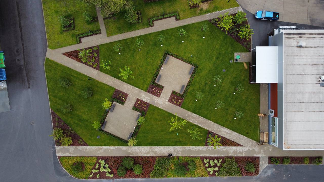 Обложка проекта: Завод FERRUM - опыт экспресс озеленения.