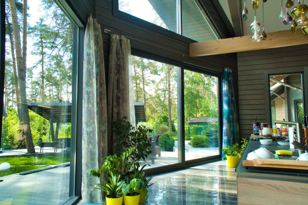 Одноэтажный загородный дом с вторым светом