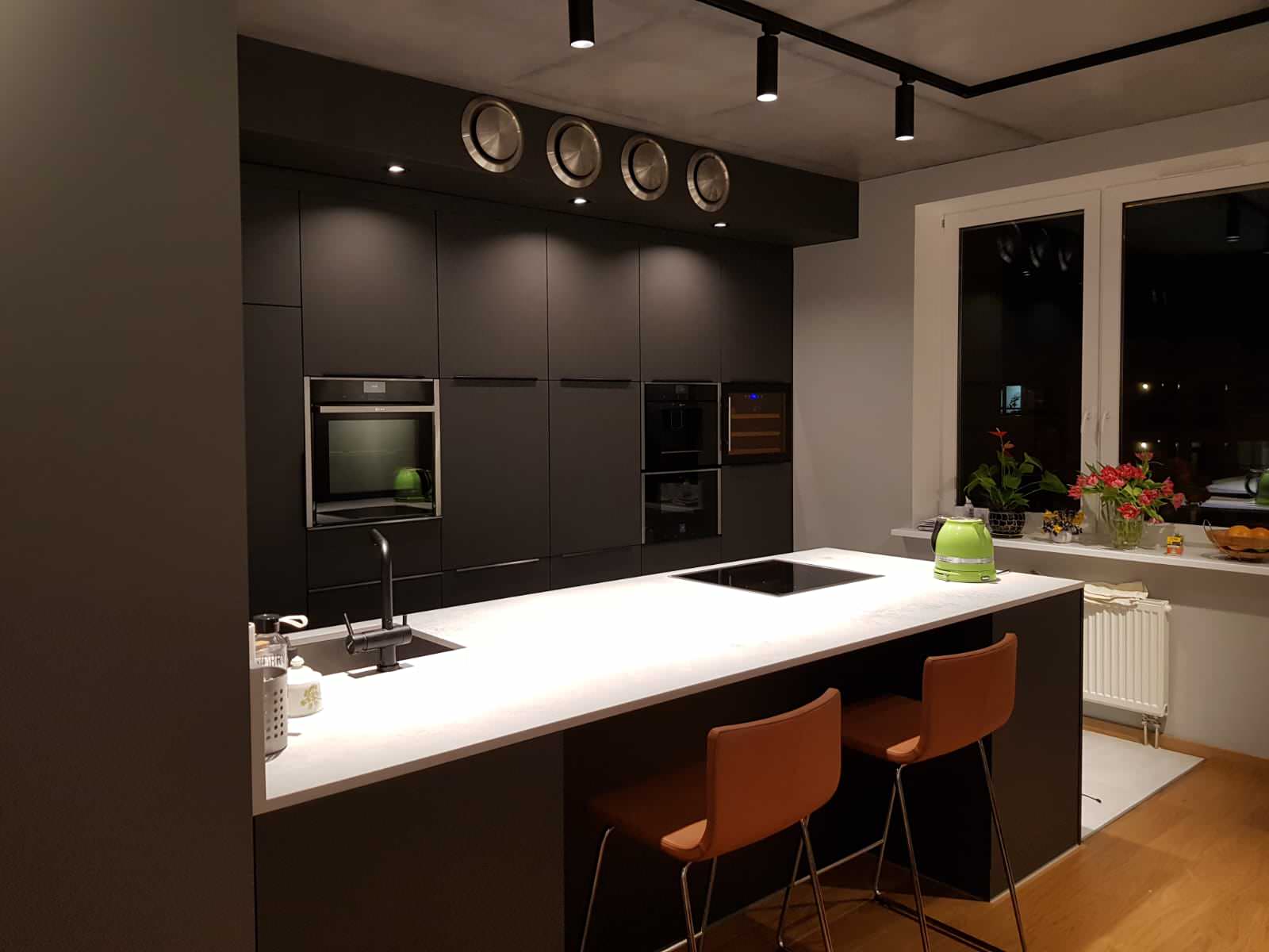 Обложка проекта: Кухня в современном интерьере