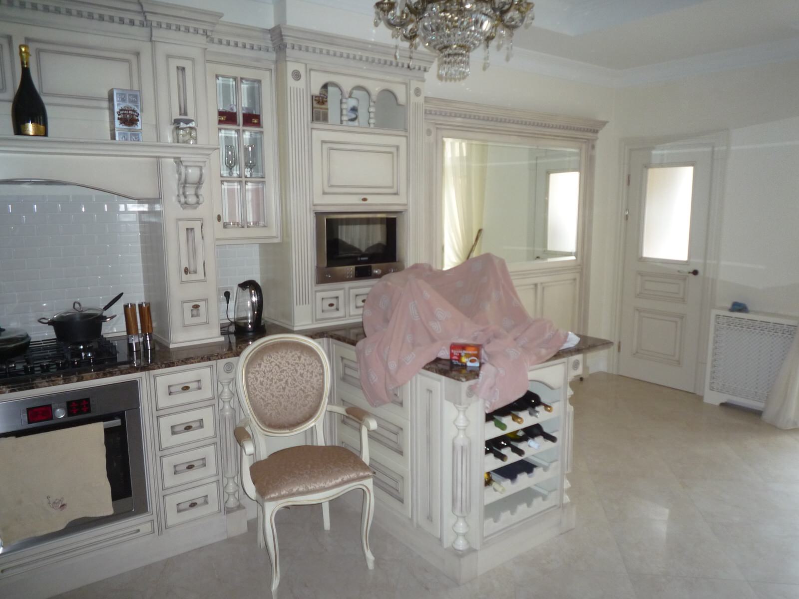 Кухня, МДФ, эмаль, патина, лак