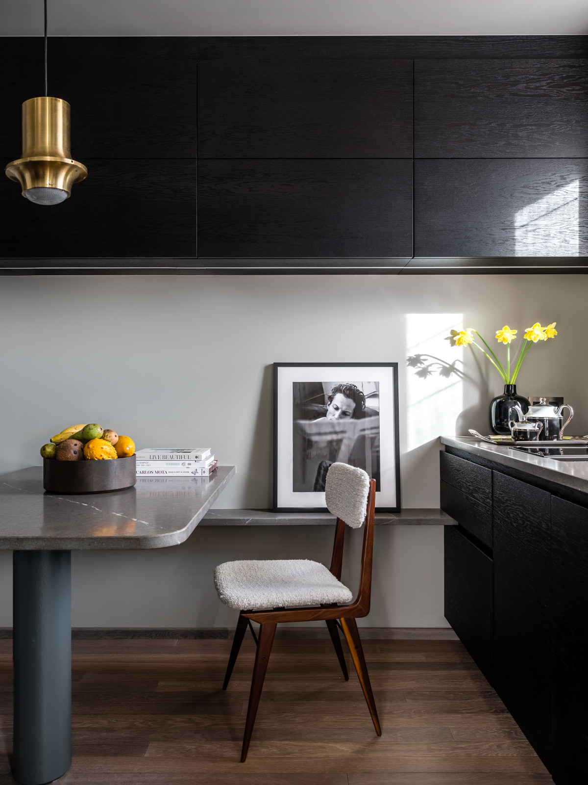 ПОЛУКРУГЛАЯ КВАРТИРА В ДОМЕ 1933 ГОДА