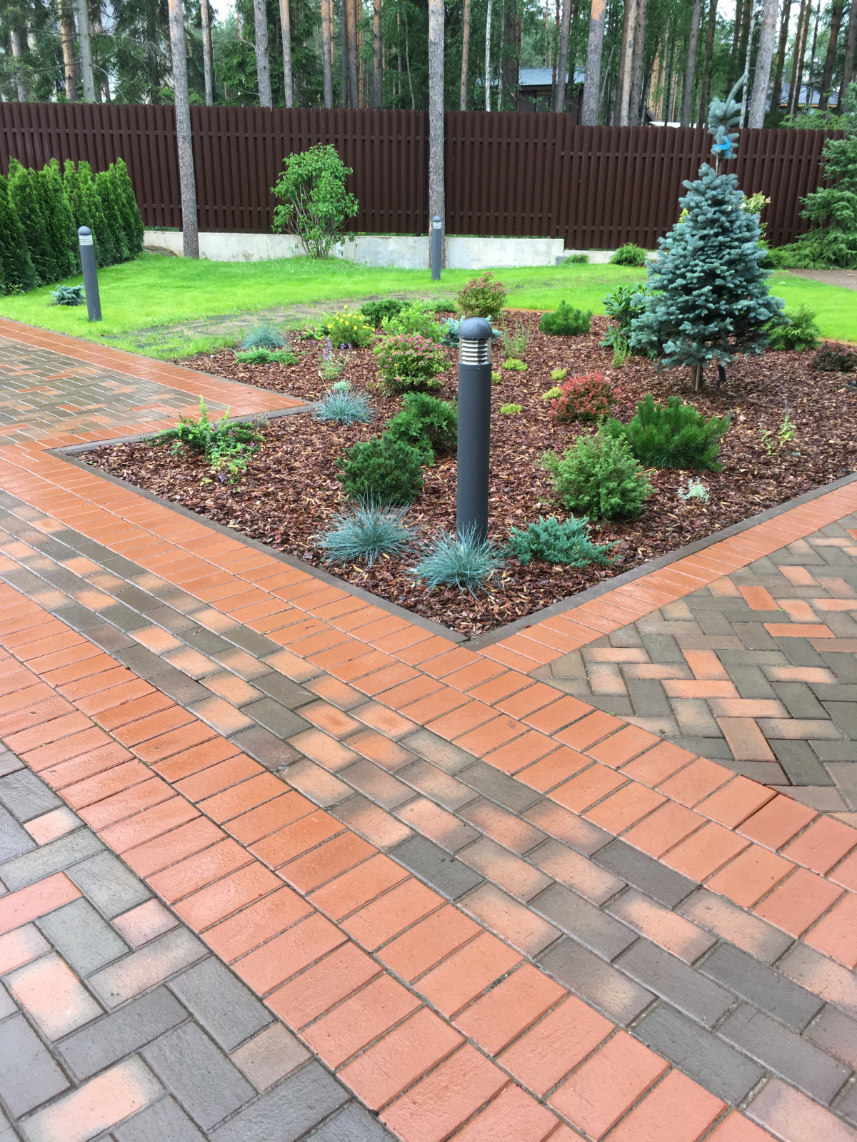 ОХТИНСКИЙ ПАРК