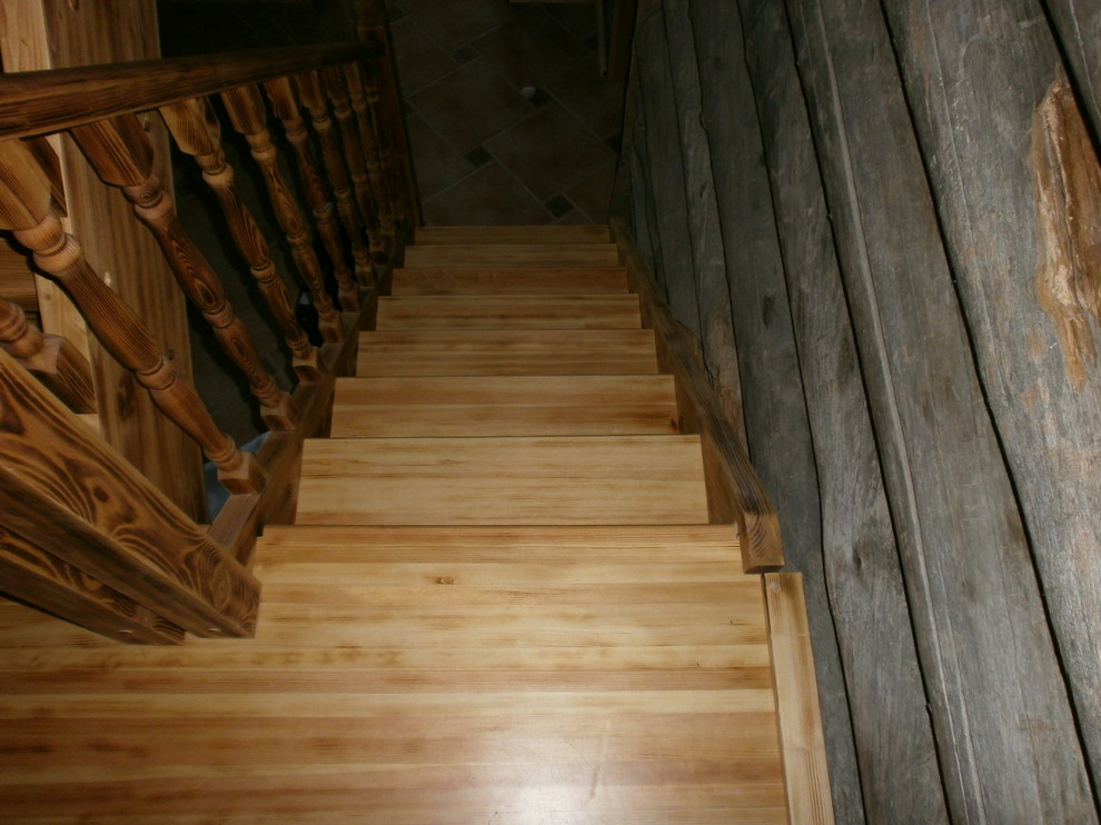 Лестницы из сосны