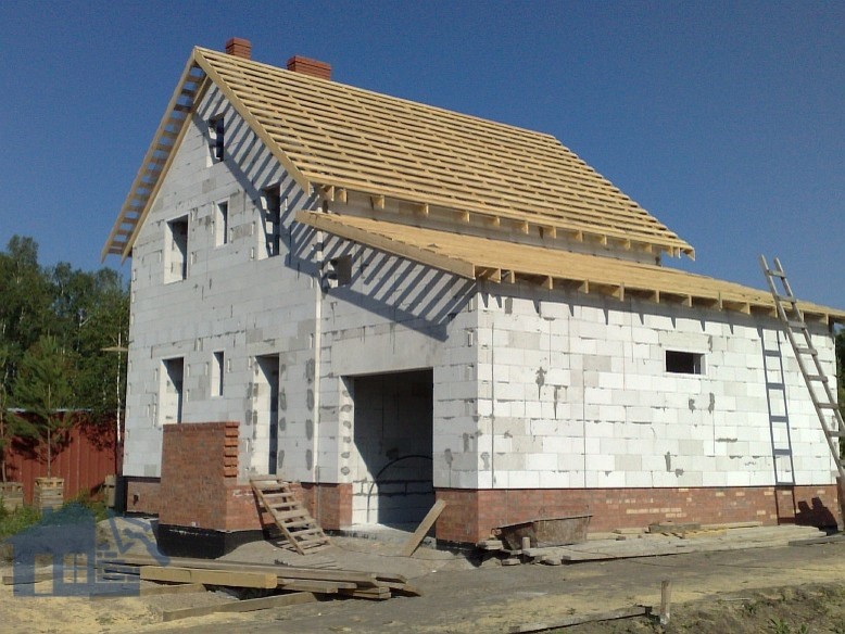 Дома и котеджи из кирпича и газоблока (газобетона) "под ключ"