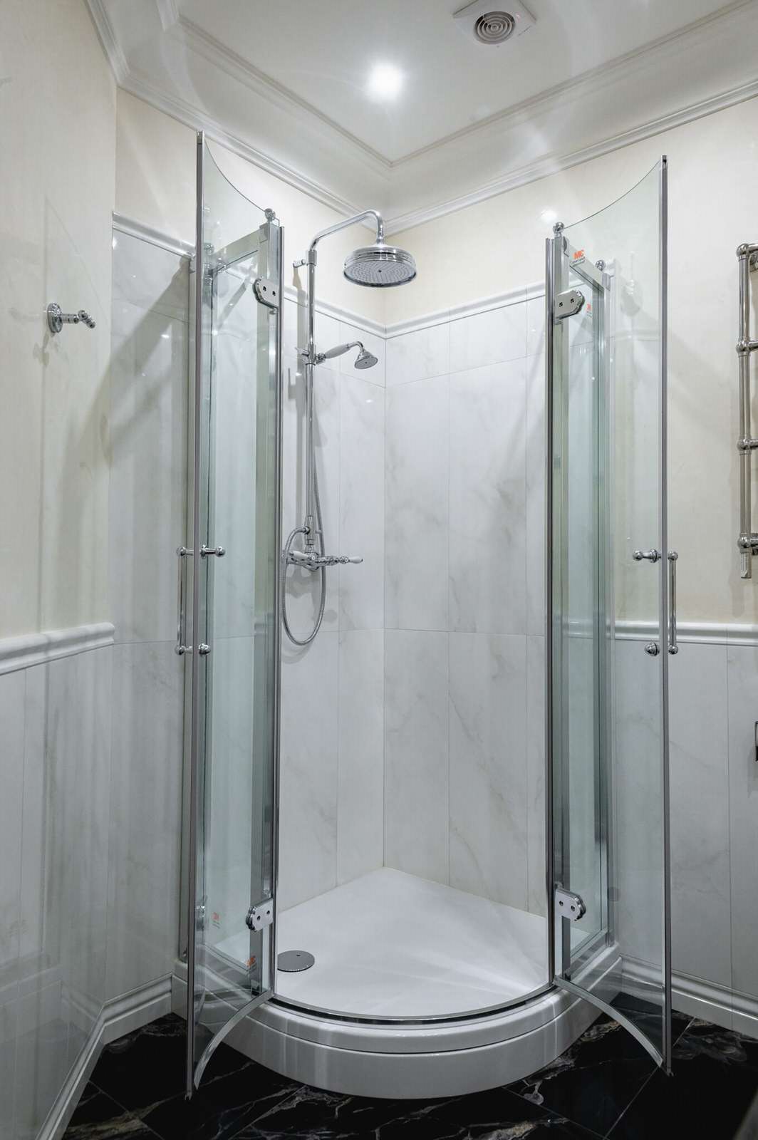 ЖК ЗАЗЕРКАЛЬЕ 408