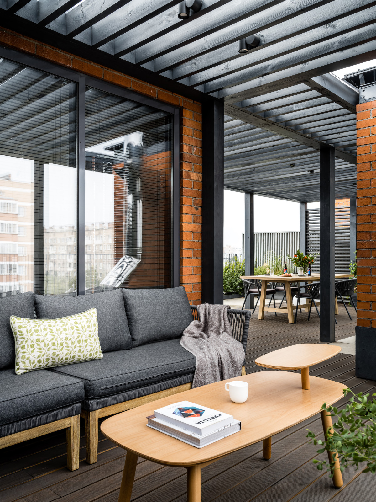 Квартира для семьи в Лофт Комплексе