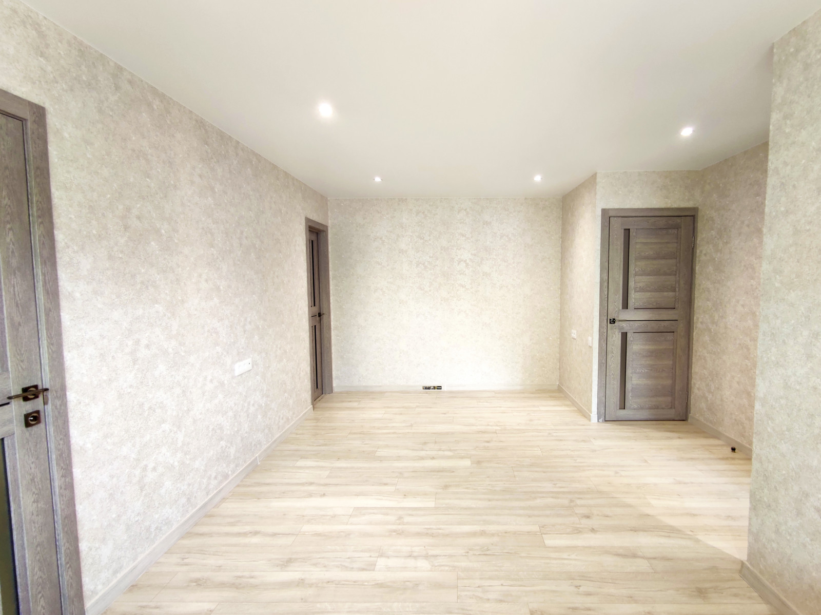 Гостиная в 2х комнатной вторички 2