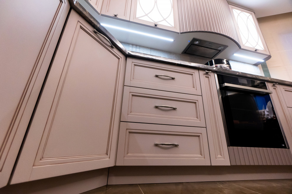 Ремонт трехкомнатной квартиры площадью 84 кв.м. в стиле неоклассика