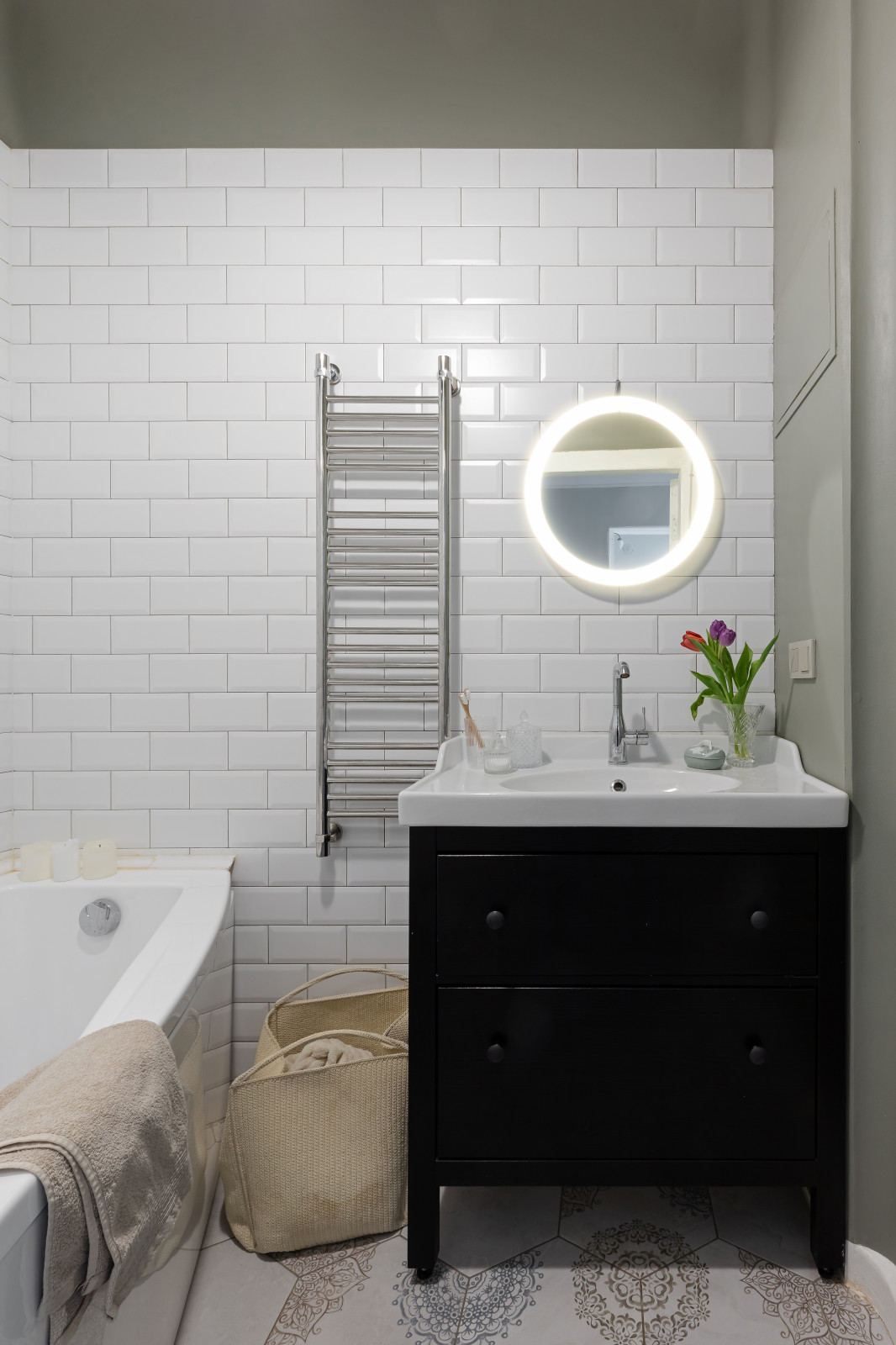 Обложка проекта: Квартира на Петроградской стороне в доме с совами